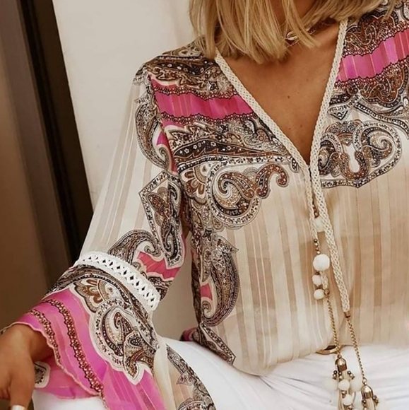 🌟Last one 🌟Paisley Print Tassel Top - Picture 2 of 6